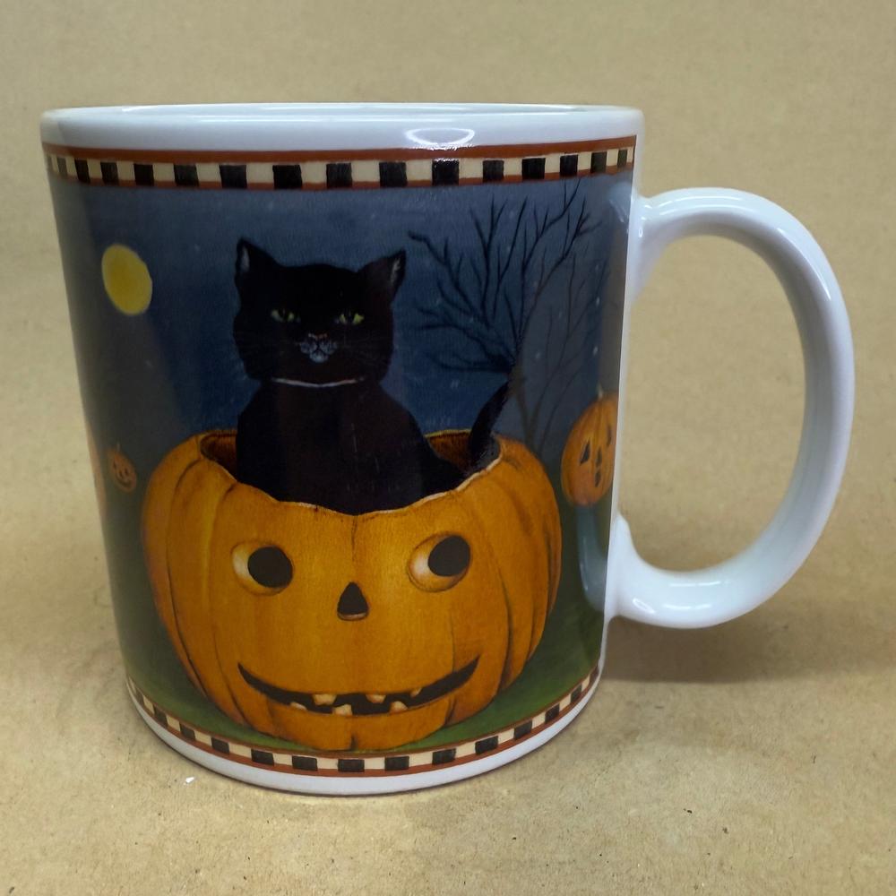 Sakura David Carter Brown Collection Pumpkin Hollow Black Cats Mug-2002